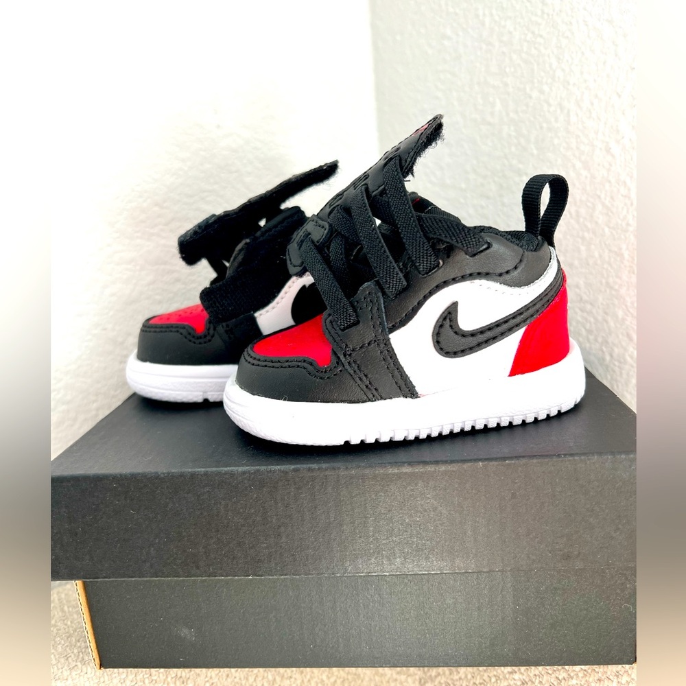 NEW Jordan 1 Low Alt 2C